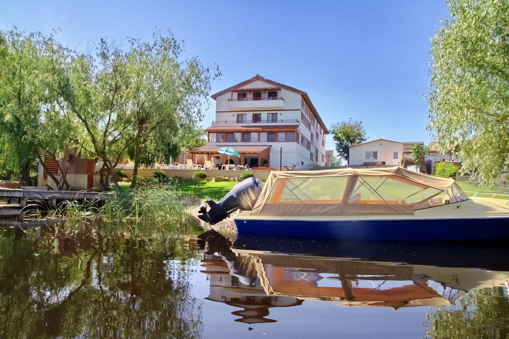 Pensiunea Pestisorul Dunavăţu de Jos エクステリア 写真